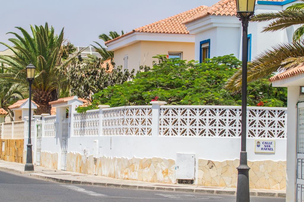 Surfhouse Hotel Corralejo Exterior photo