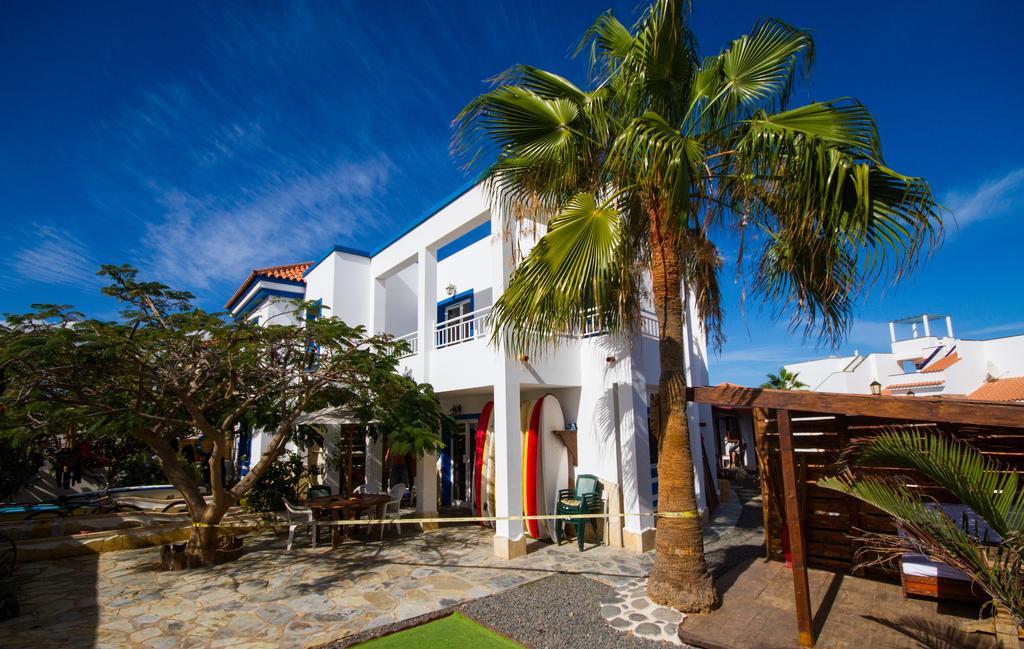 Surfhouse Hotel Corralejo Exterior photo
